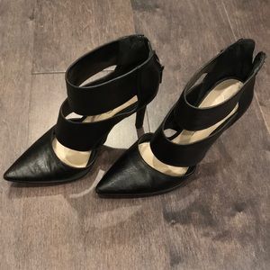 Black Leather Open Pumps Jessica Simpson
